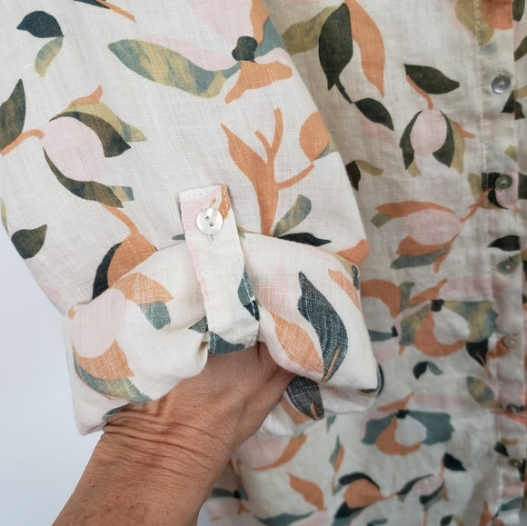 Rachel Zoe Women's Linen Blouse Size 2X Abstract Floral Roll Tab Button Front - Picture 6 of 14